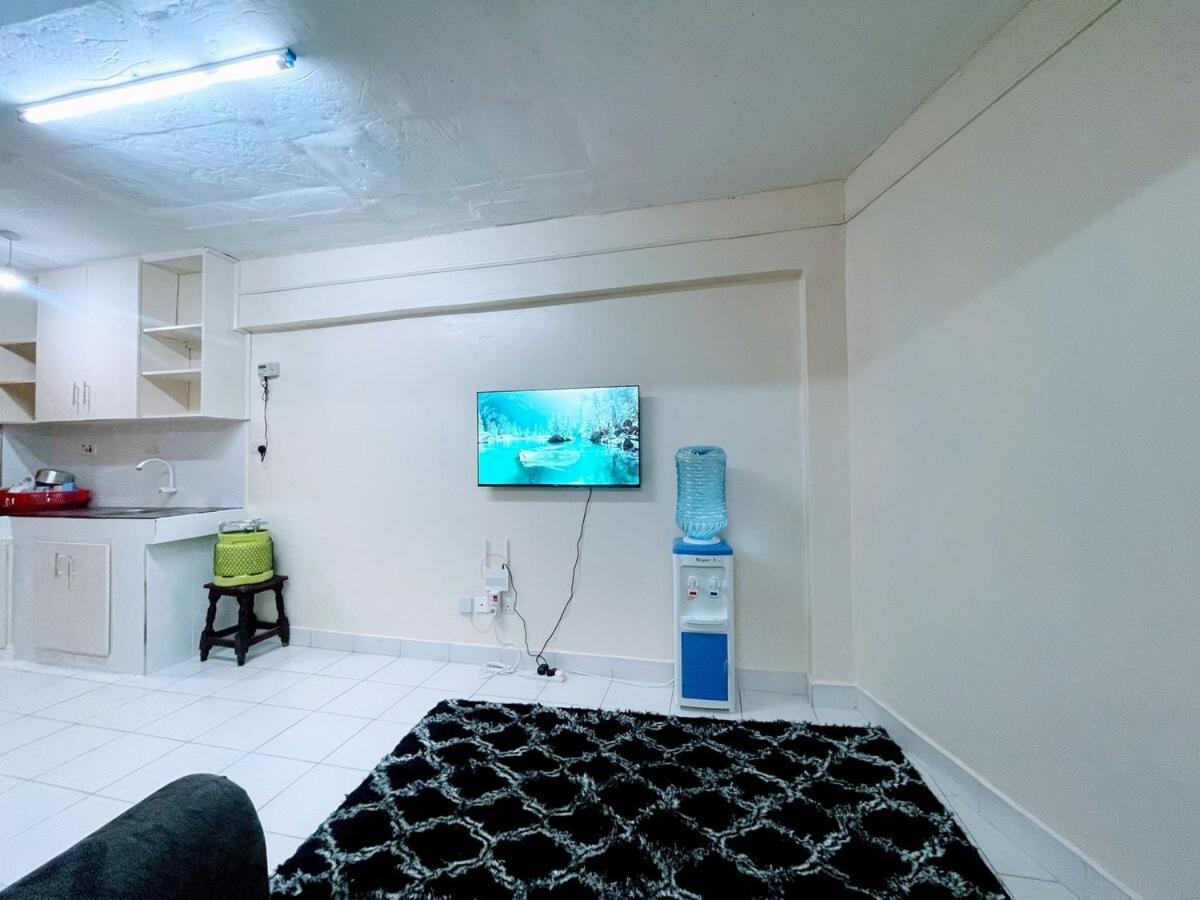 Cozy & Spacious Studio Stay In Kitengela Exterior photo