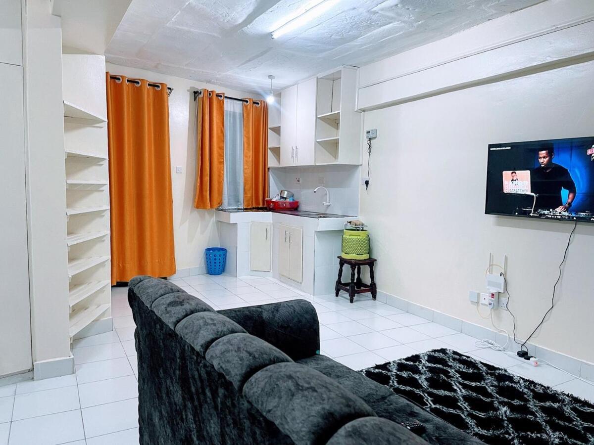 Cozy & Spacious Studio Stay In Kitengela Exterior photo